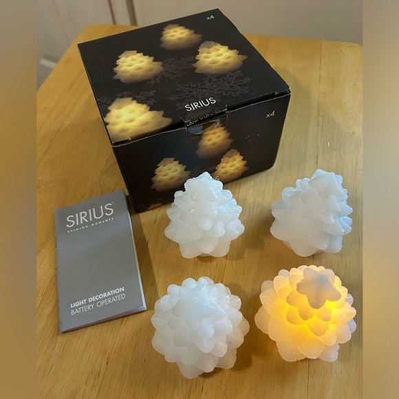 Sirius Mini Tree 4 Piece Set White LED Wax Candles Castle Gate Lights Christmas - Picture 2 of 9